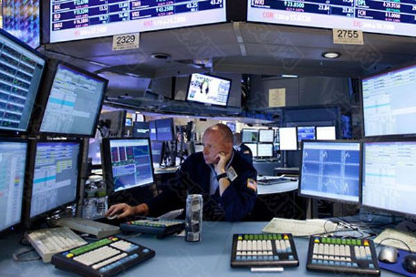 2025年02月12日:美国银行策略师哈特内特认为 美国股市的全球主导地位正在减弱